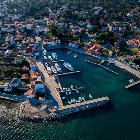 Apartmán Oaza Nerezine Exteriér fotografie