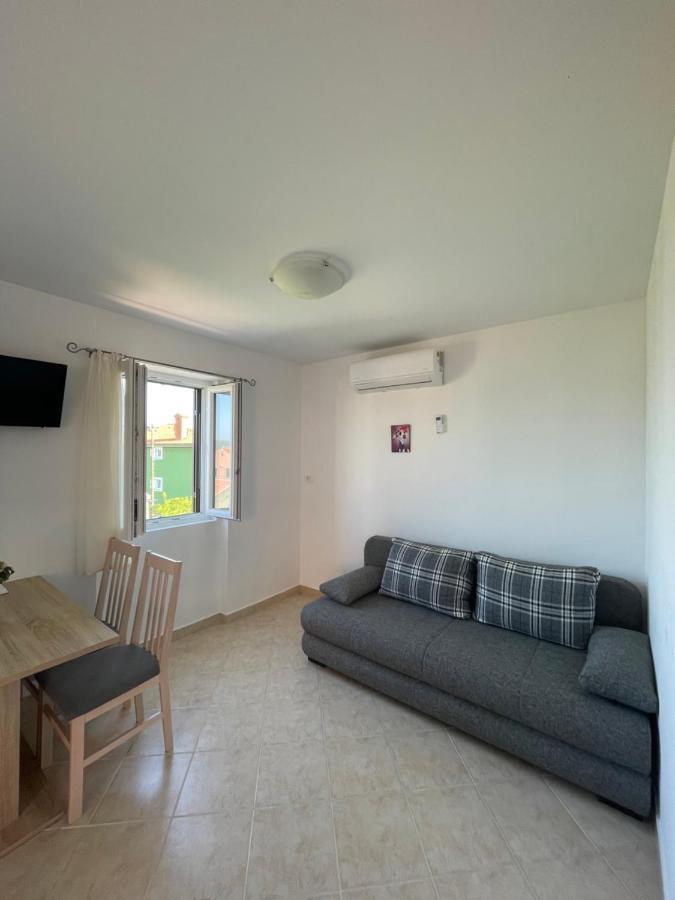 Apartmán Oaza Nerezine Exteriér fotografie